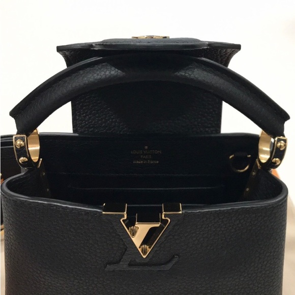 Louis Vuitton Capucines Mini Black with Gold Hardware - Picture 6 of 16